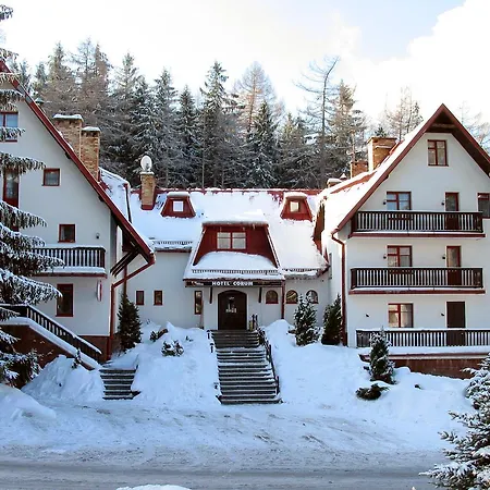 Corum Aparthotel 3*